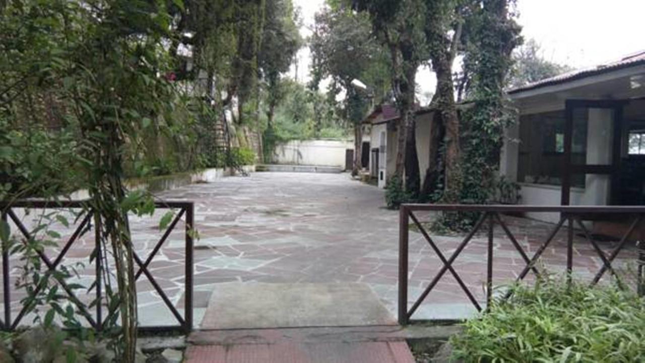 Surbee Resort Mussoorie Room photo